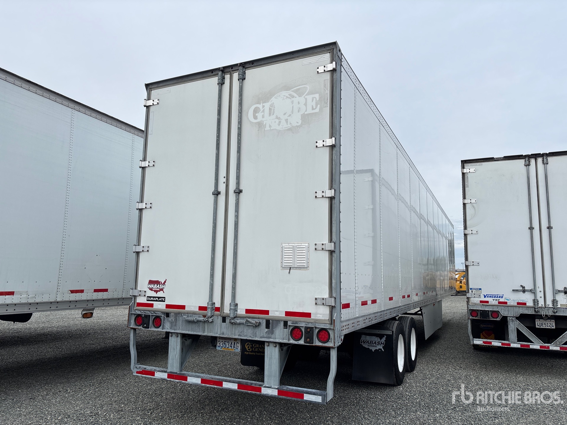 Aspect général with Image, coin arrière droit