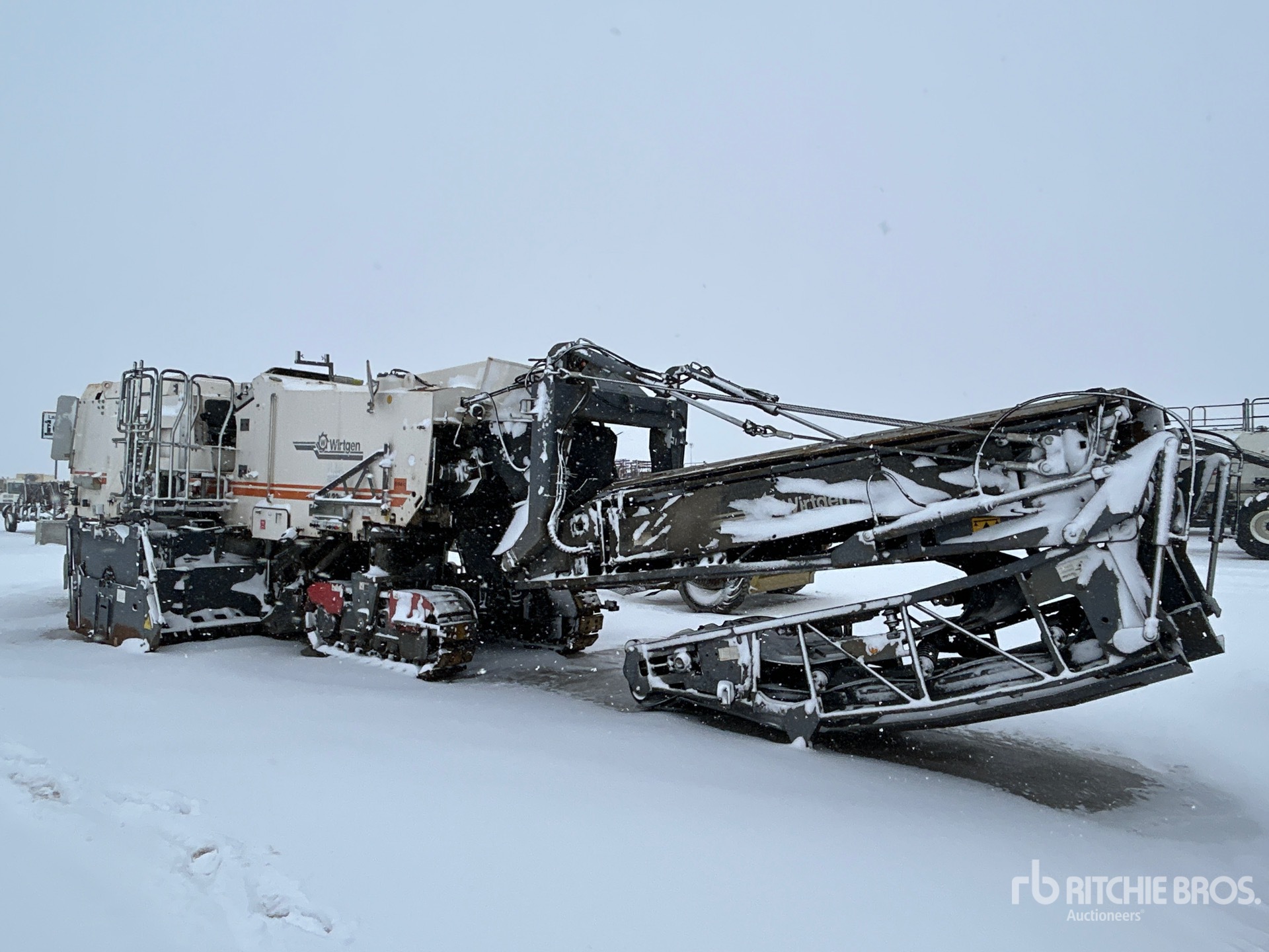 General Appearance with Imagen: esquina trasera izquierda