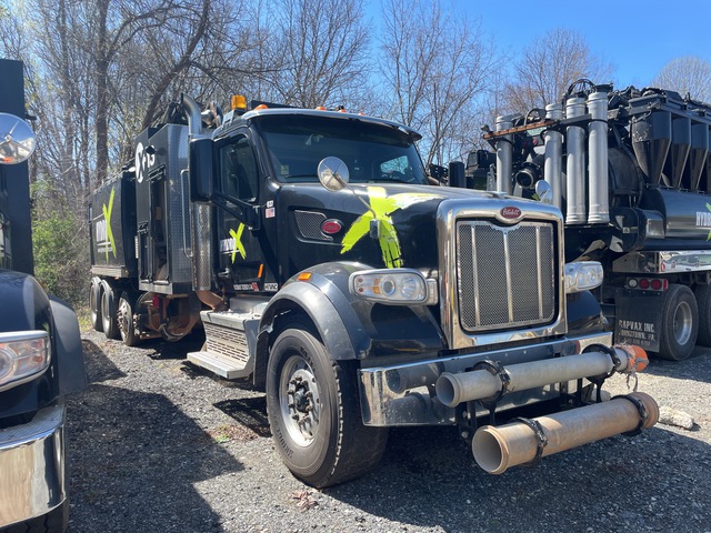 X-Vac X-13 on 2020 Peterbilt 567 8x4 Vacuum Excavator Truck