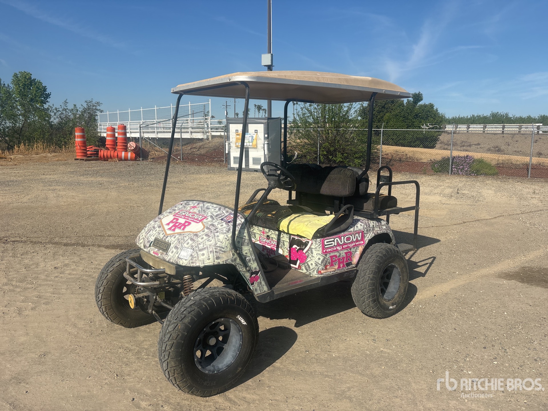 General Appearance with Featured Photo