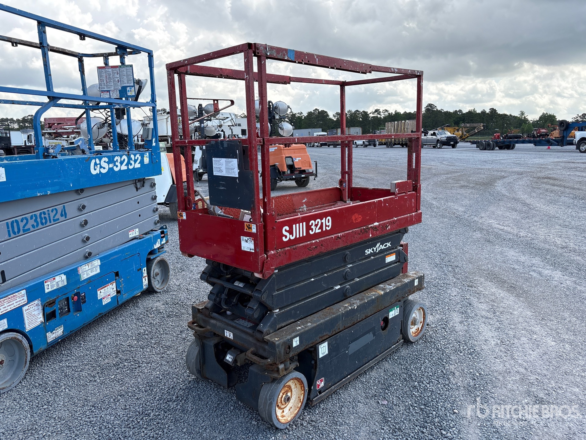 General Appearance with Image, coin avant gauche