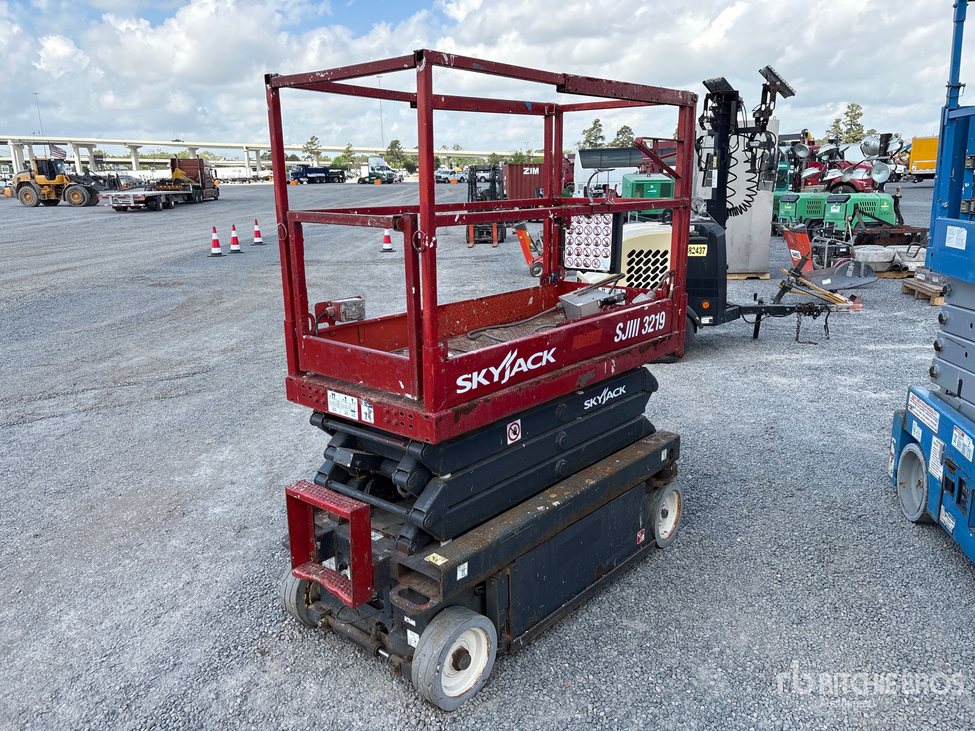 General Appearance with Image, coin arrière droit