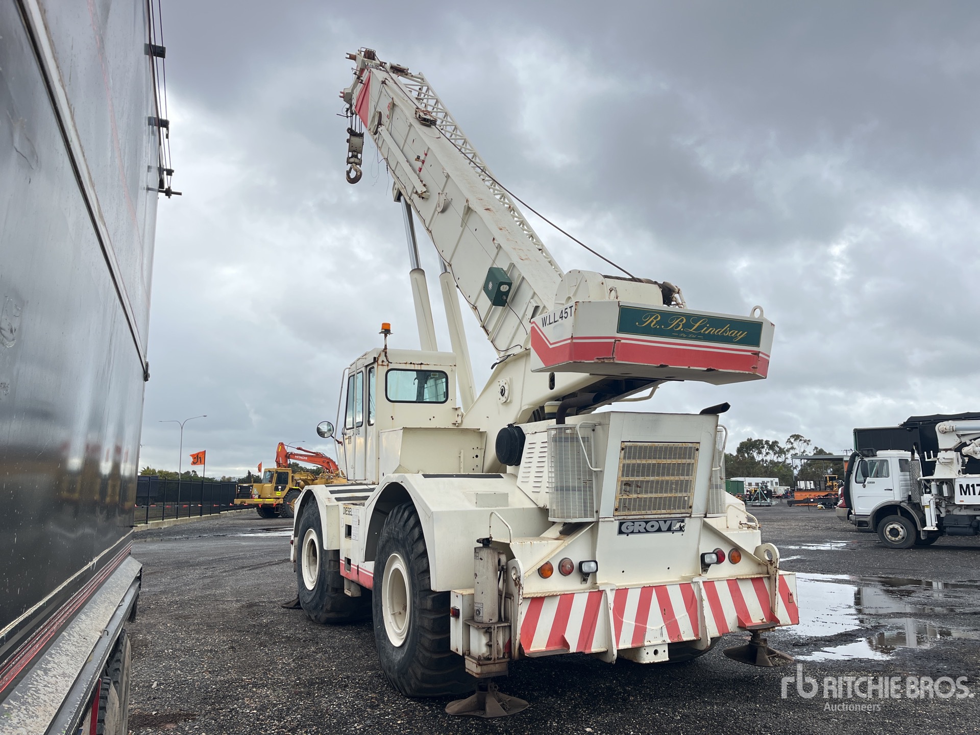 General Appearance with Picture, Left Rear Corner