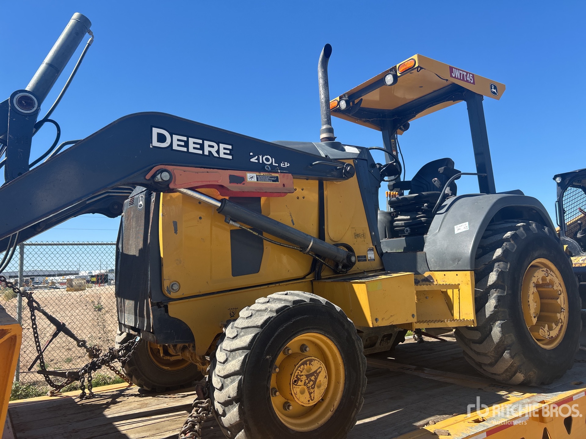 2016 John Deere 210L EP