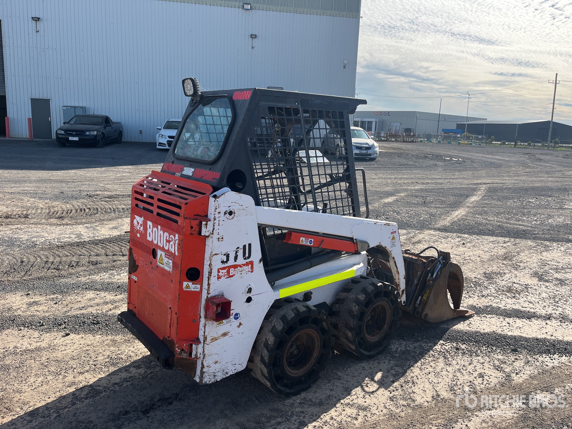 General Appearance with Picture, Right Rear Corner