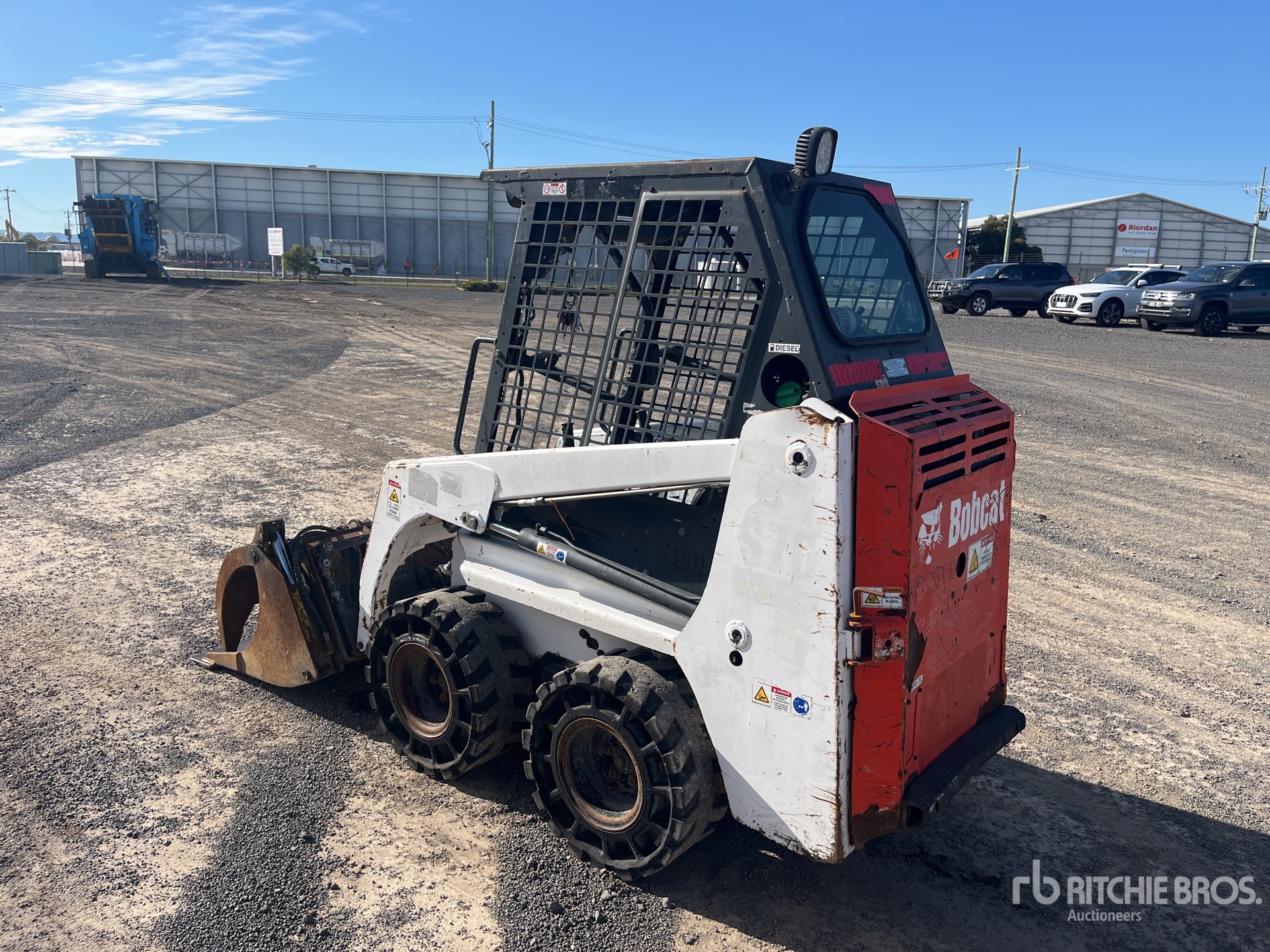 General Appearance with Picture, Left Rear Corner