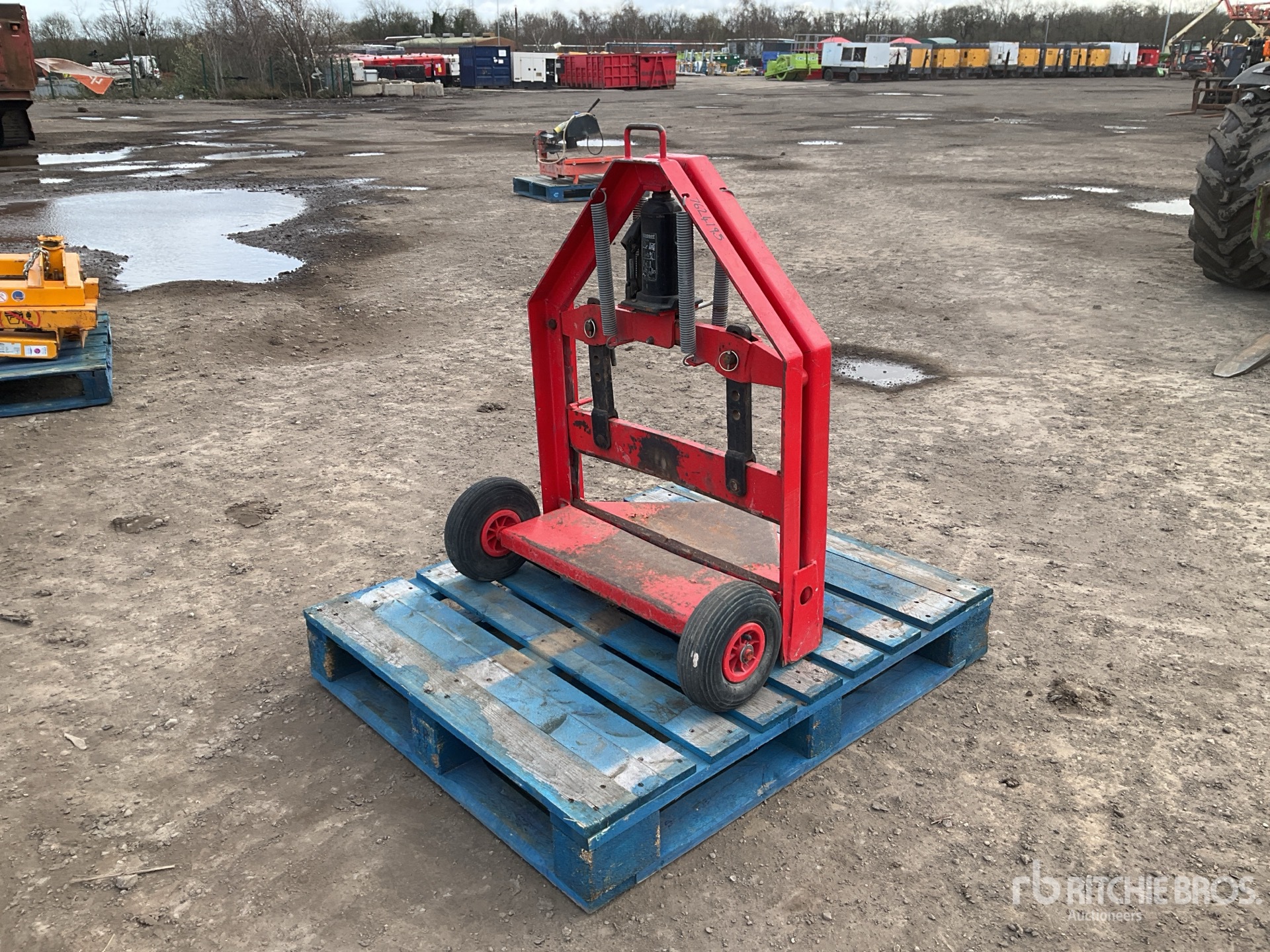 General Appearance with Picture, Right Rear Corner