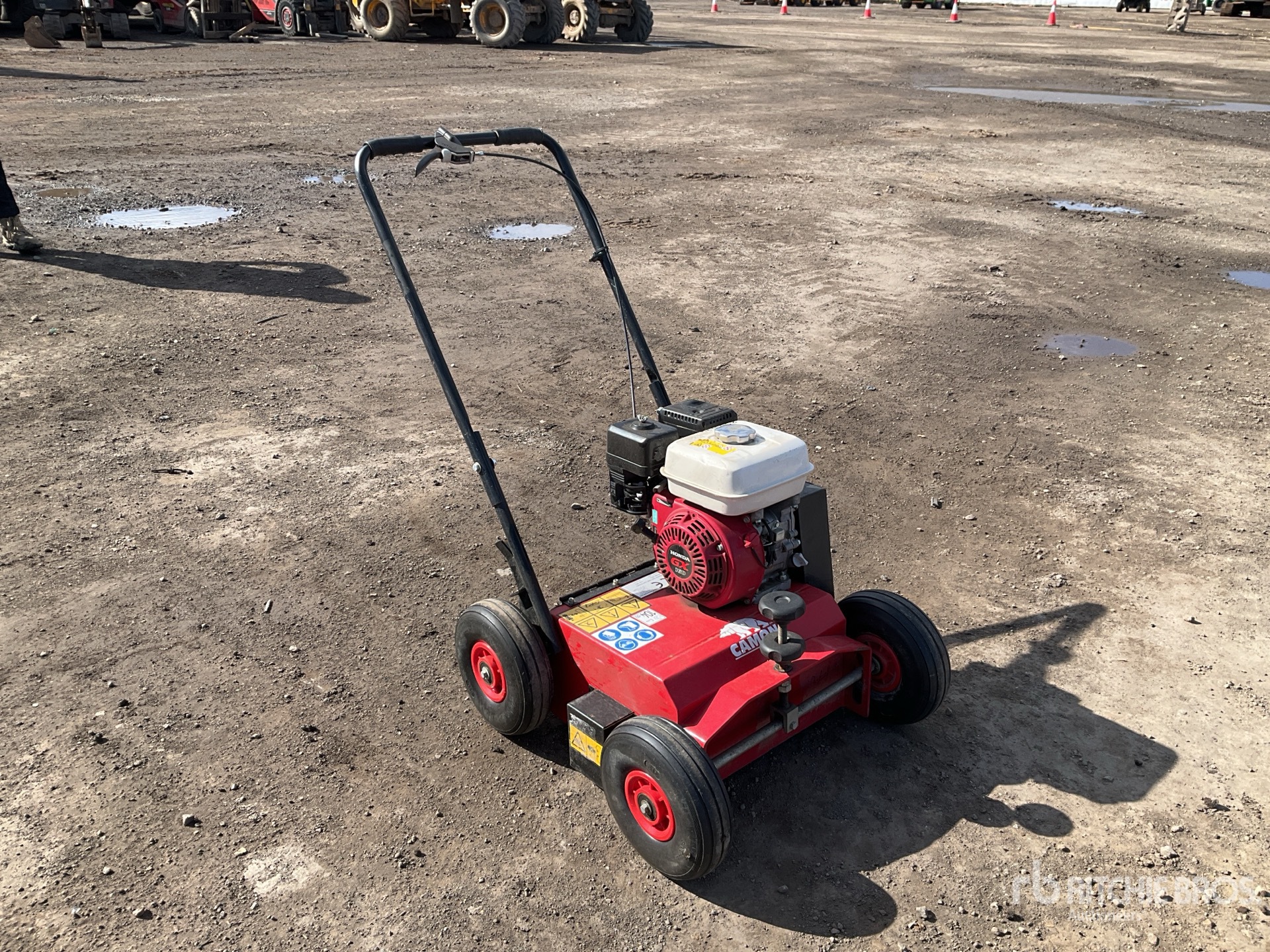 General Appearance with Bild, Ecke vorne rechts