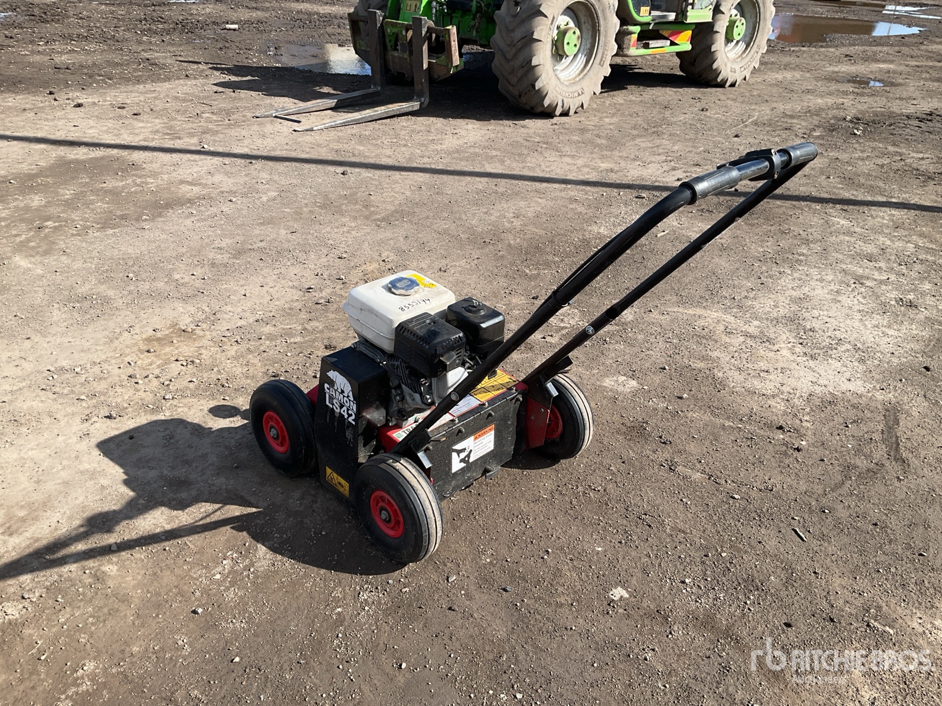 General Appearance with Bild, Ecke hinten links