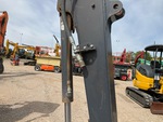 Hydraulics with Auxiliary Hydraulic Plumbing