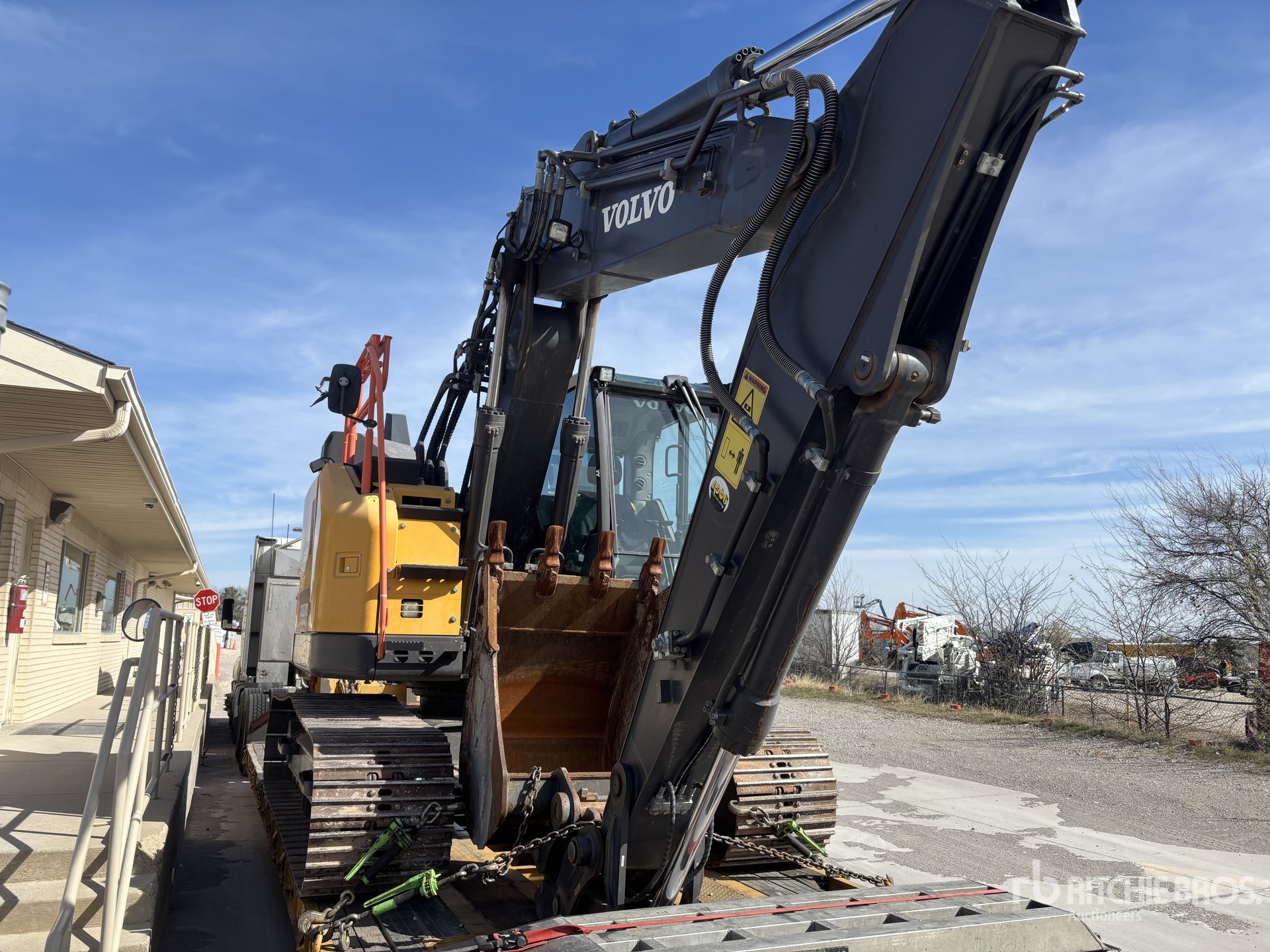 2023 Volvo ECR145EL