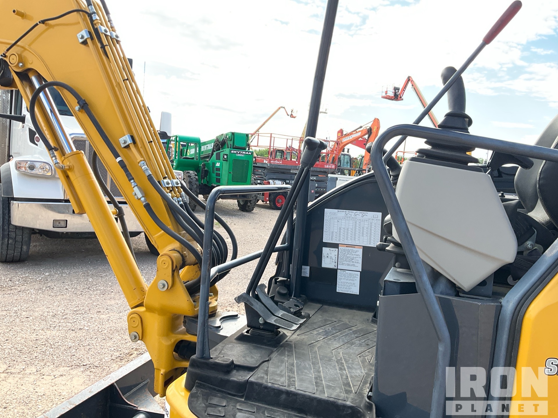 2022 Kobelco SK35SR-6E
