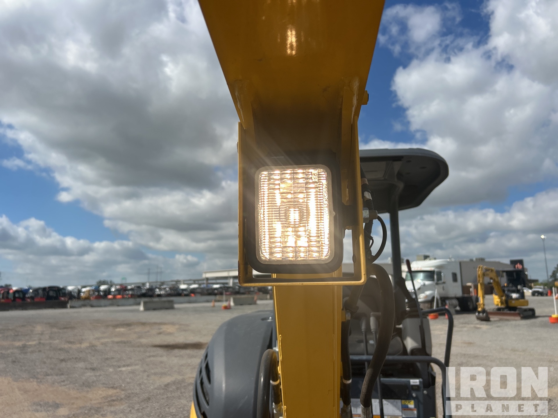2022 Kobelco SK35SR-6E