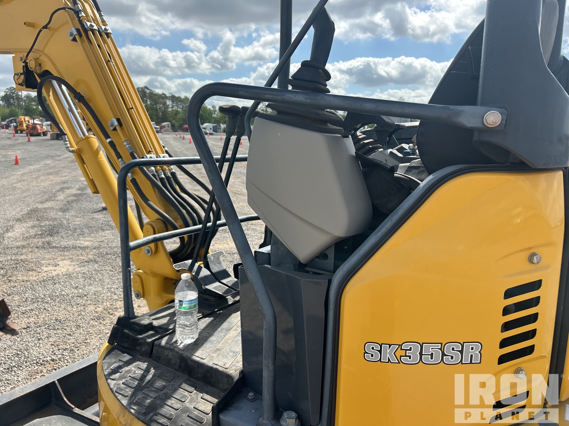 2022 Kobelco SK35SR-6E