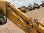 Hydraulics with Bucket Cylinder