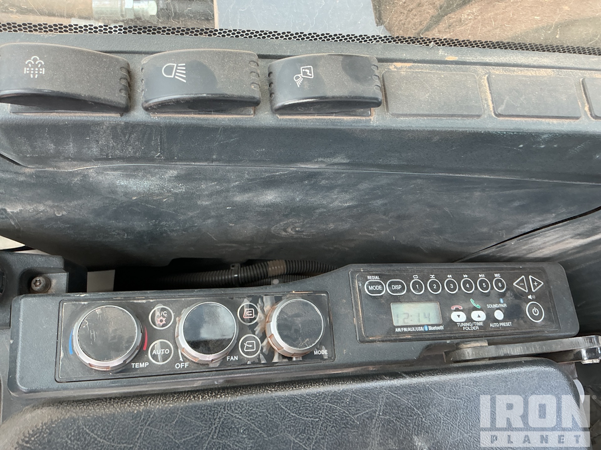 2022 Kobelco SK210LC-11