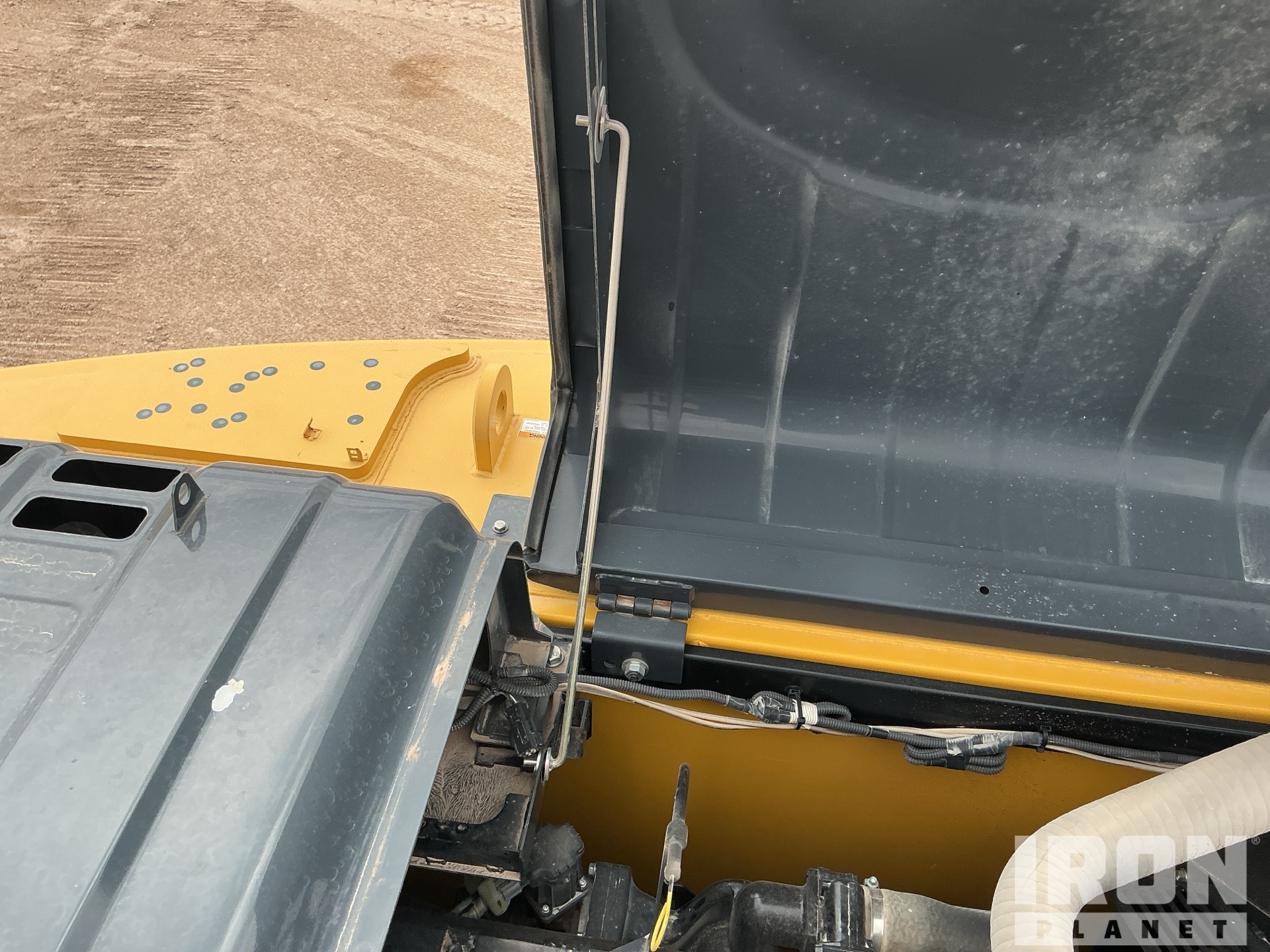 2022 Kobelco SK210LC-11