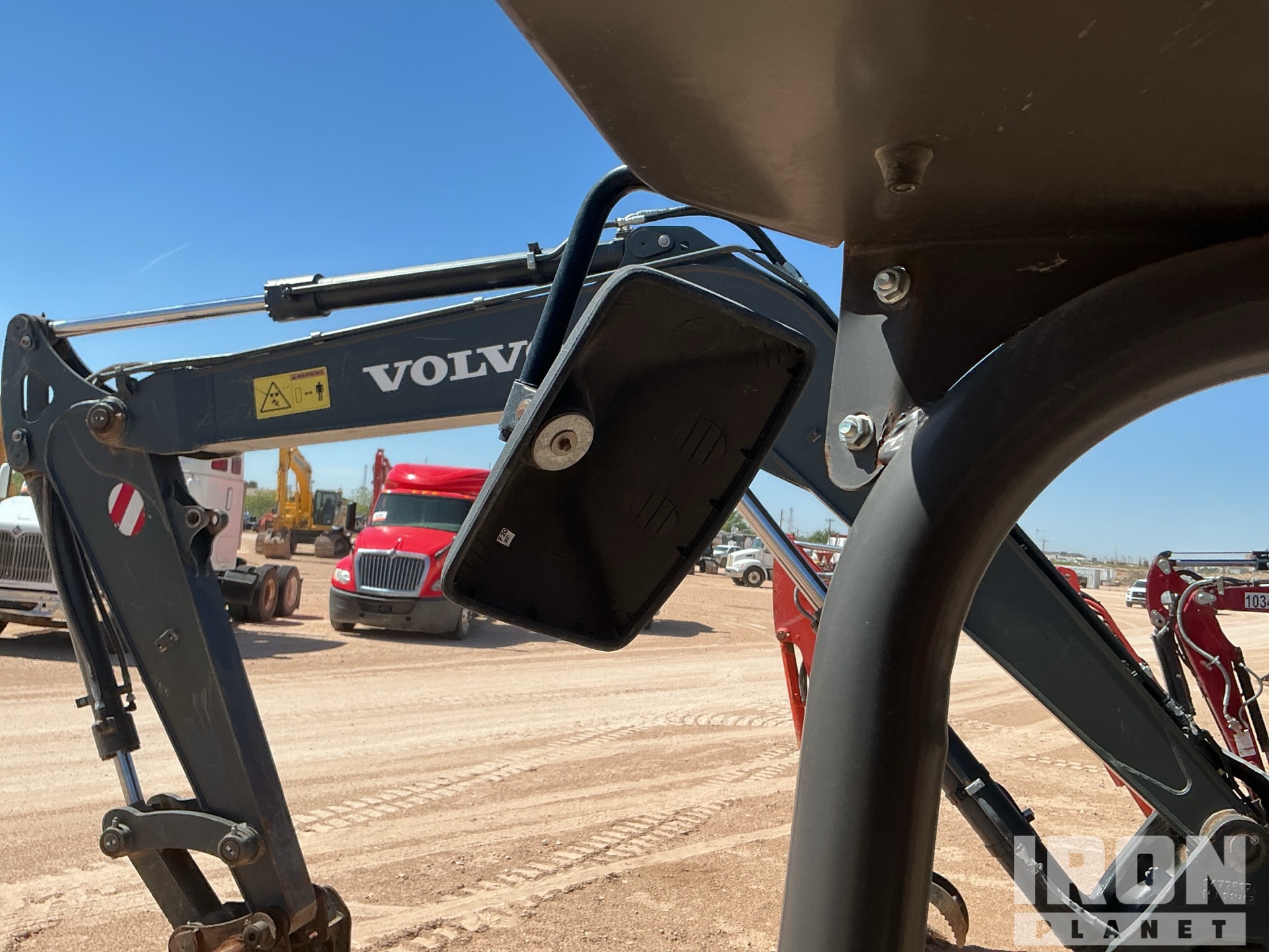 2021 Volvo ECR18E