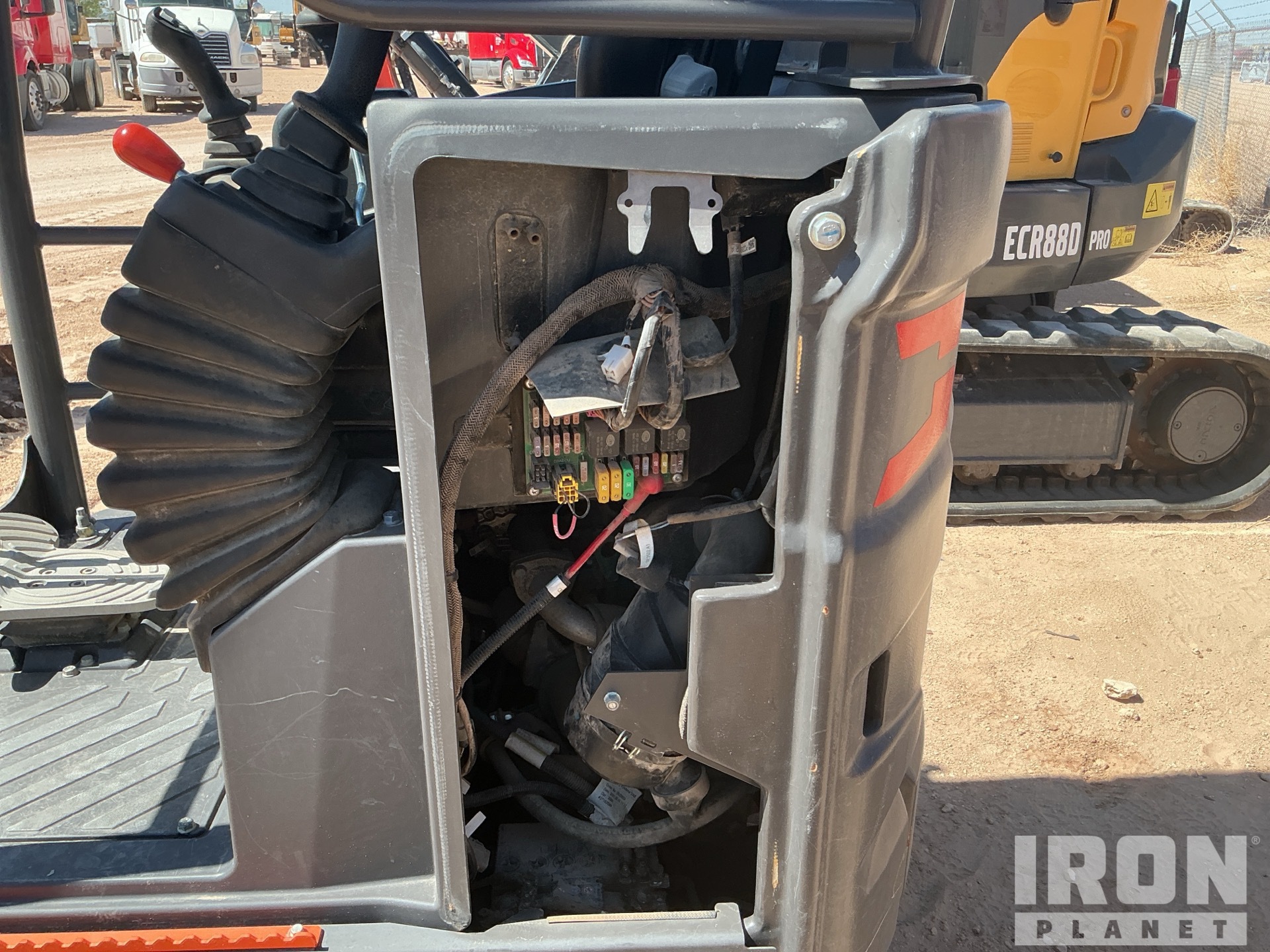 2021 Volvo ECR18E