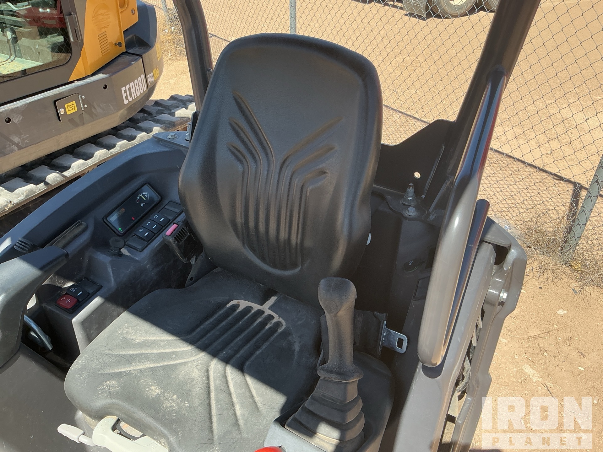 2021 Volvo ECR18E