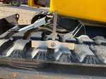 Undercarriage with Left Grouser Height