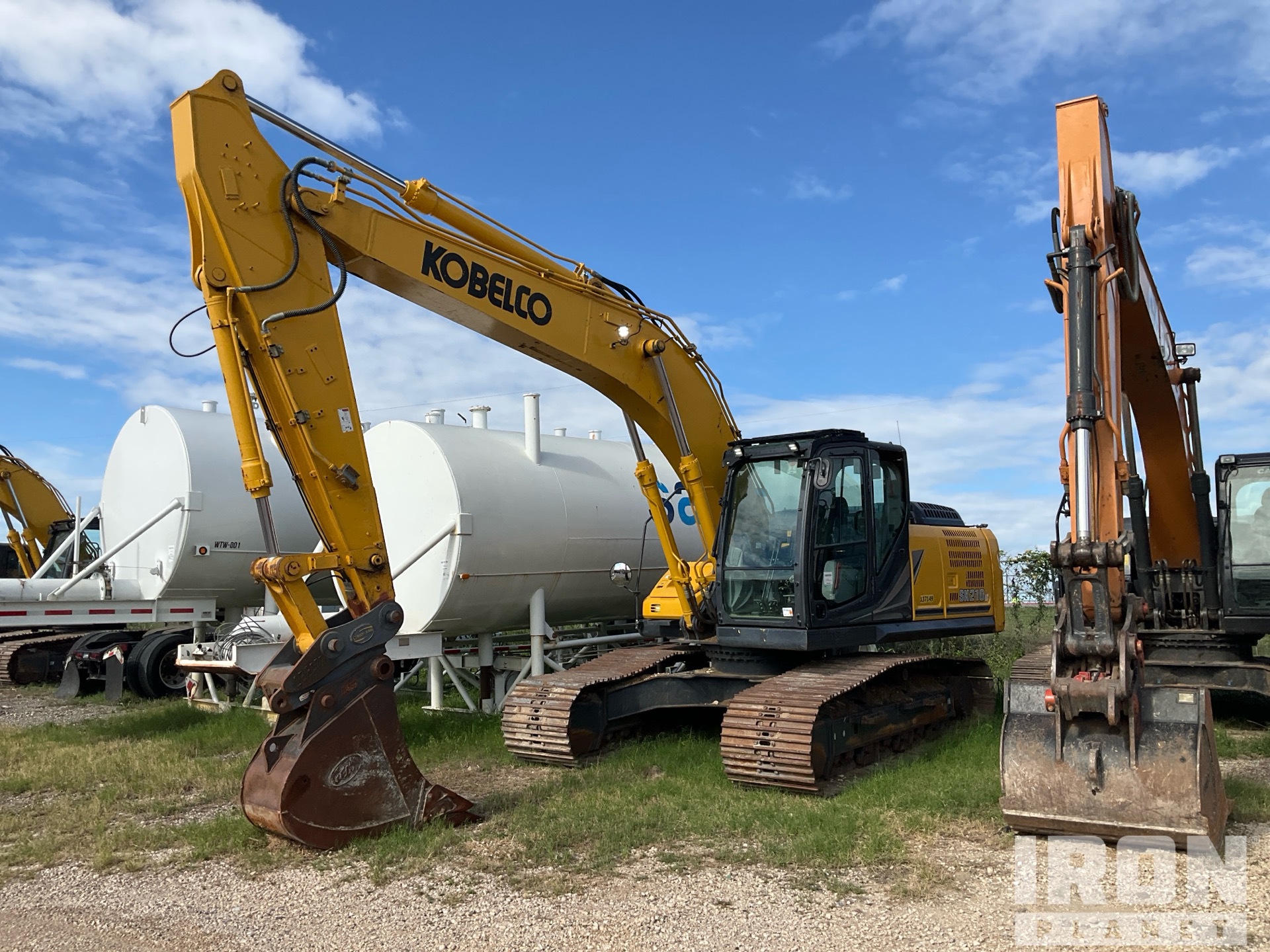 2022 Kobelco SK210LC-11