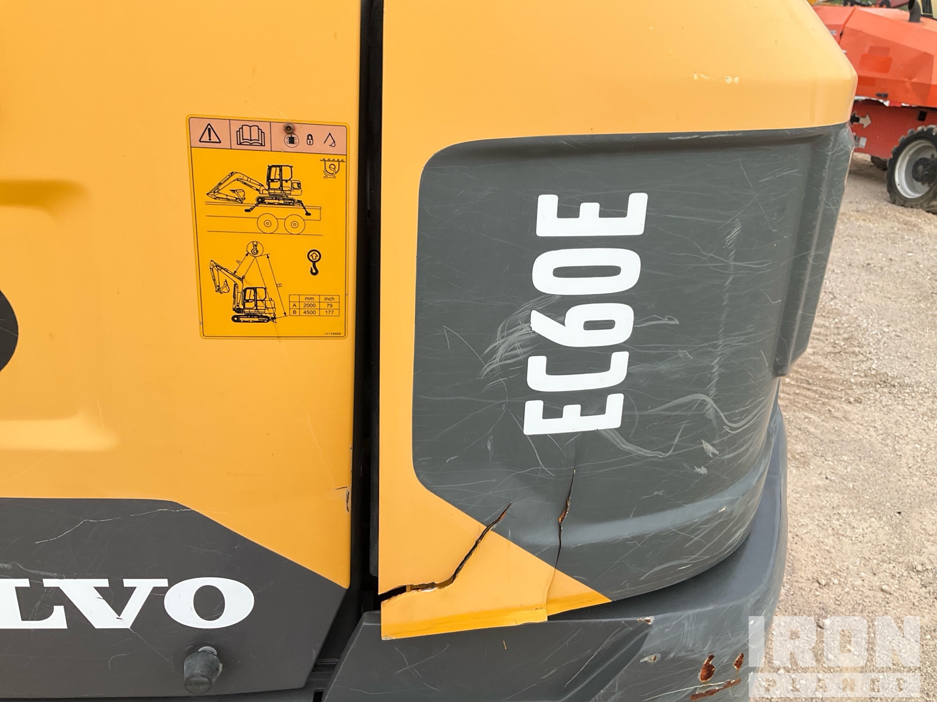 2022 Volvo EC60E
