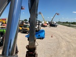 Hydraulics with Auxiliary Hydraulic Plumbing