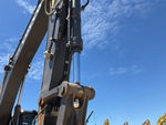 Hydraulics with Bucket Cylinder