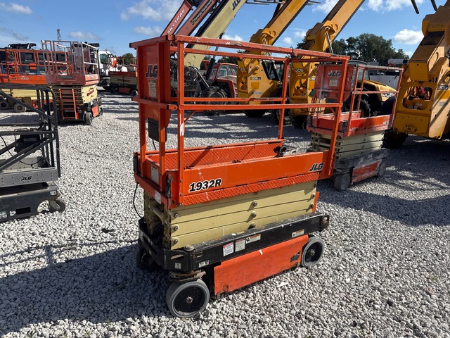 2018 JLG 1932R Electric Scissor Lift