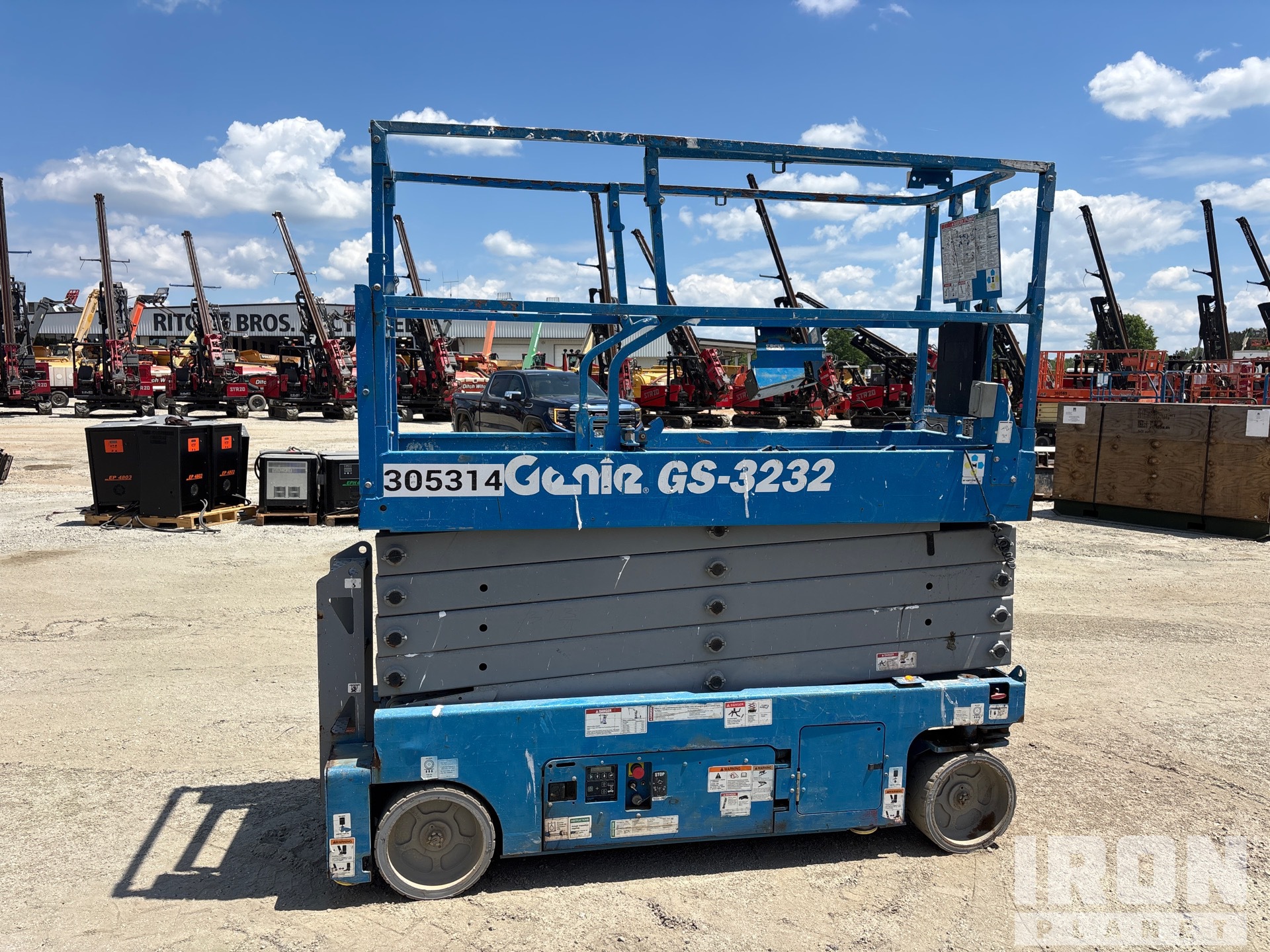 2018 Genie GS-3232