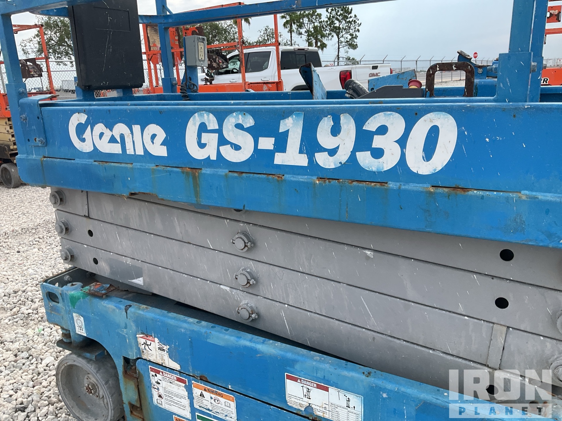 2019 Genie GS-1930