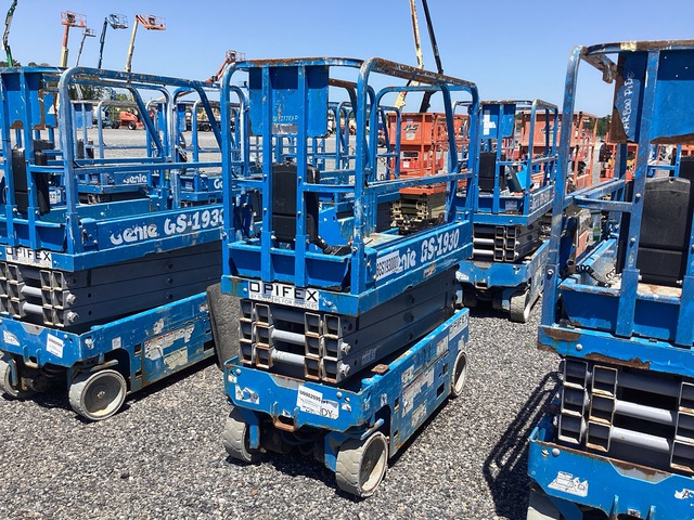 2018 Genie GS-1930 Electric Scissor Lift