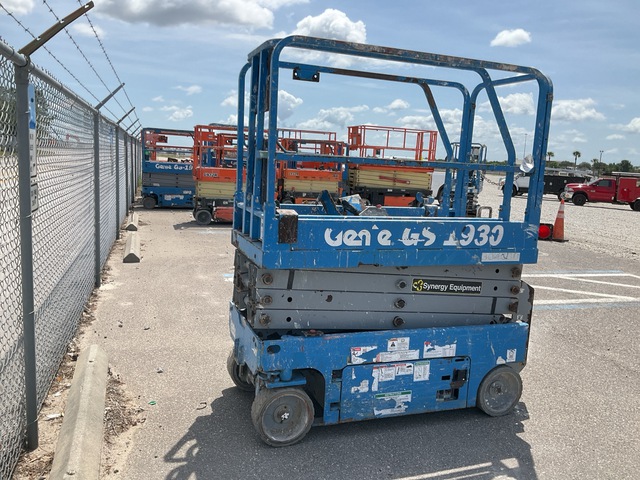 2018 Genie GS1930 Electric Scissor Lift (Inoperable)