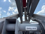 Hydraulics with Lift Cylinders