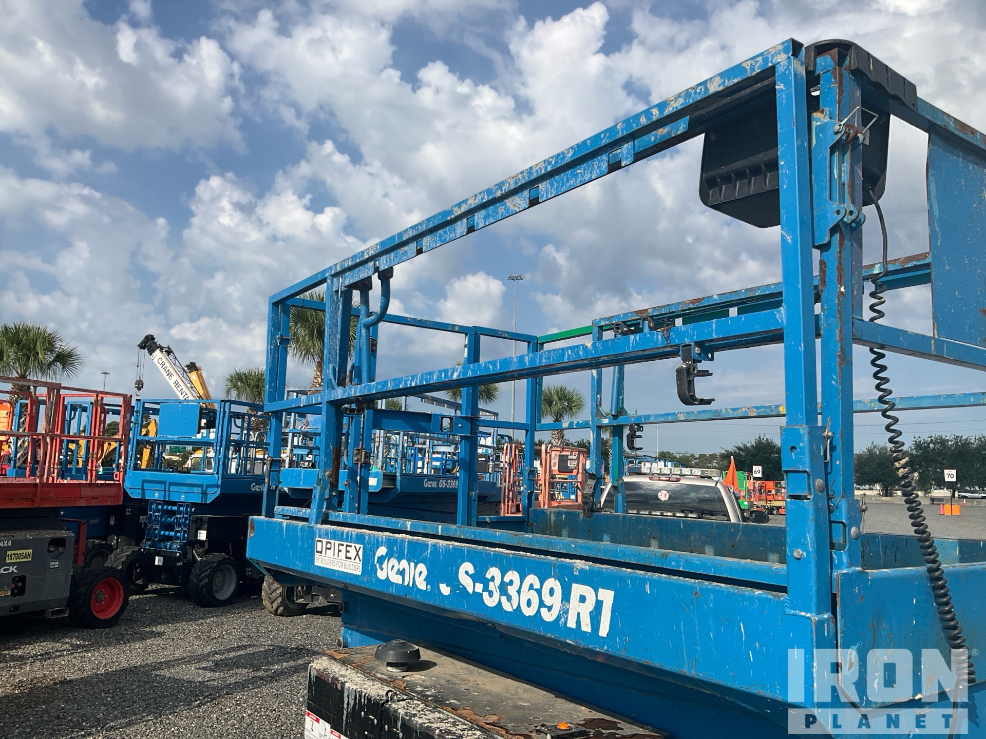 2018 Genie GS-3369RT