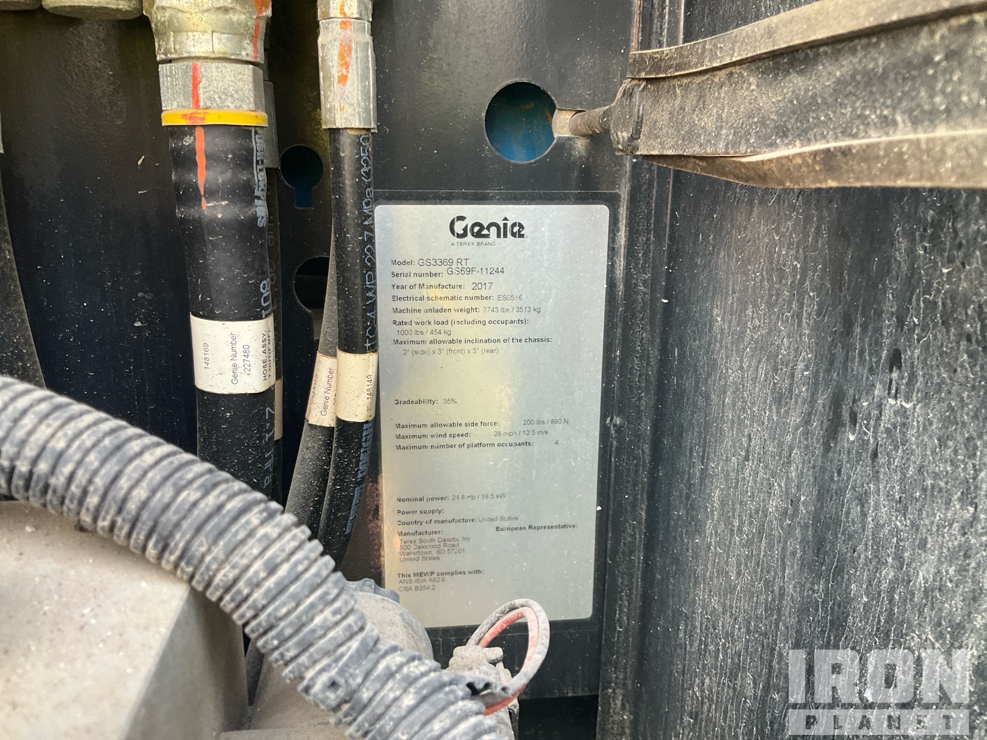 2018 Genie GS-3369RT