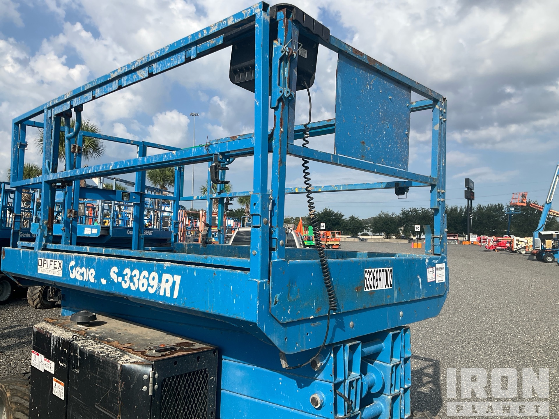 2018 Genie GS-3369RT