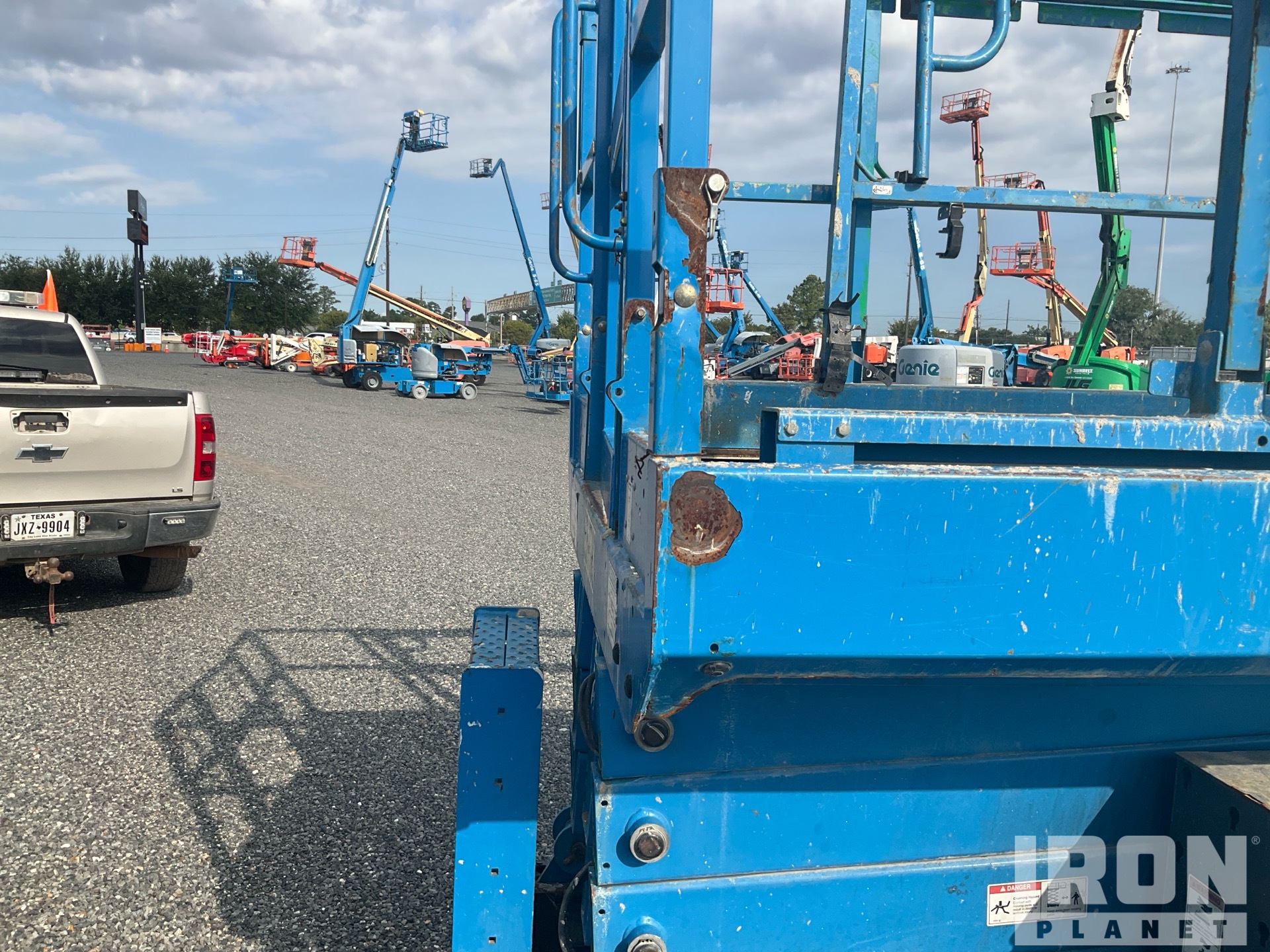 2018 Genie GS-3369RT