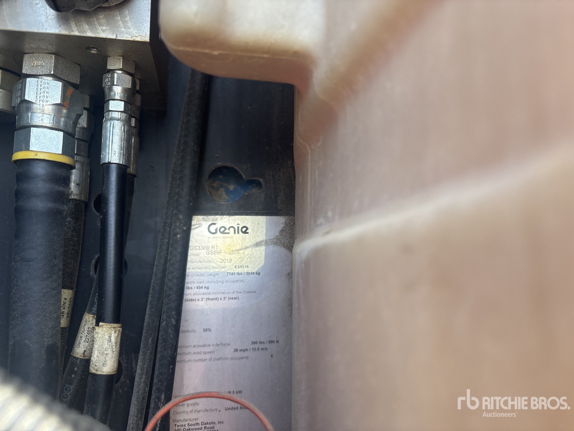 2018 Genie GS-3369RT