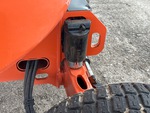 Hydraulics with Frame Leveling Cylinders