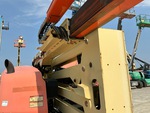 Chassis with Guías de desgaste del pescante