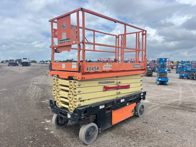 2018 JLG 4045R Electric Scissor Lift