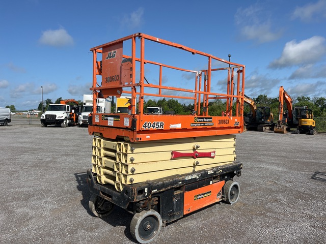 2018 JLG 4045R Electric Scissor Lift 2018 JLG 4045R Electric Scissor Lift