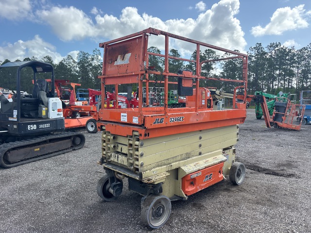2018 JLG 3246ES Electric Scissor Lift