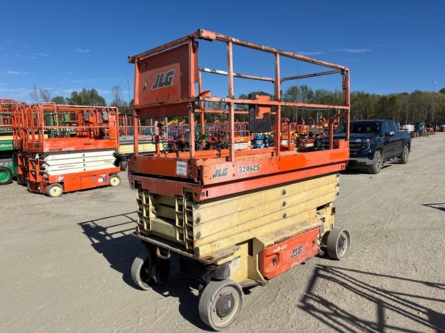 2018 JLG 3246ES Electric Scissor Lift