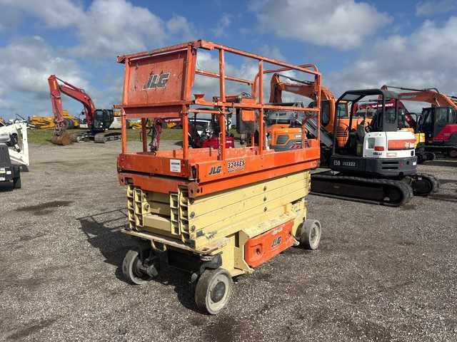 2016 JLG 3246ES Electric Scissor Lift