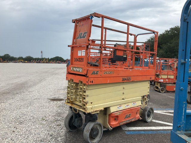 2018 JLG 2632ES Electric Scissor Lift