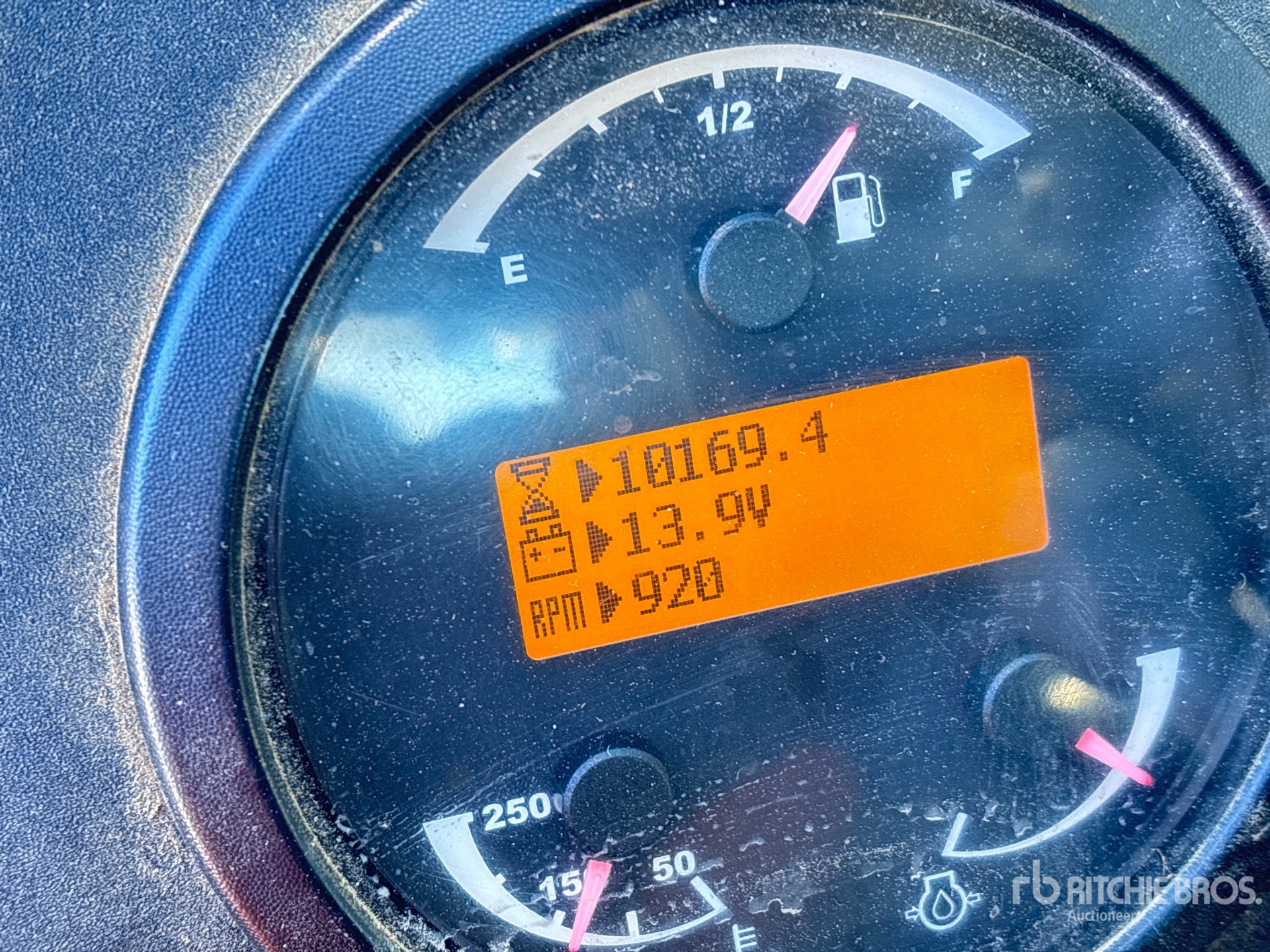 General Appearance with Hour Meter / Odometer