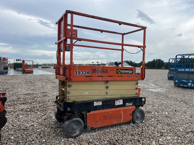 2017 JLG 1932R Electric Scissor Lift
